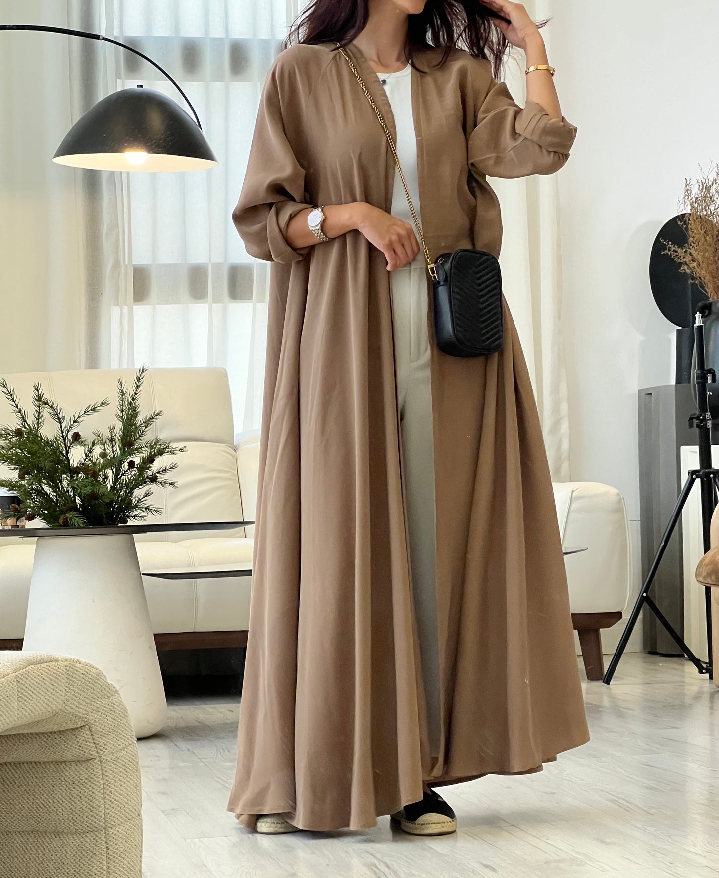 Mocha flowy abaya, front product 