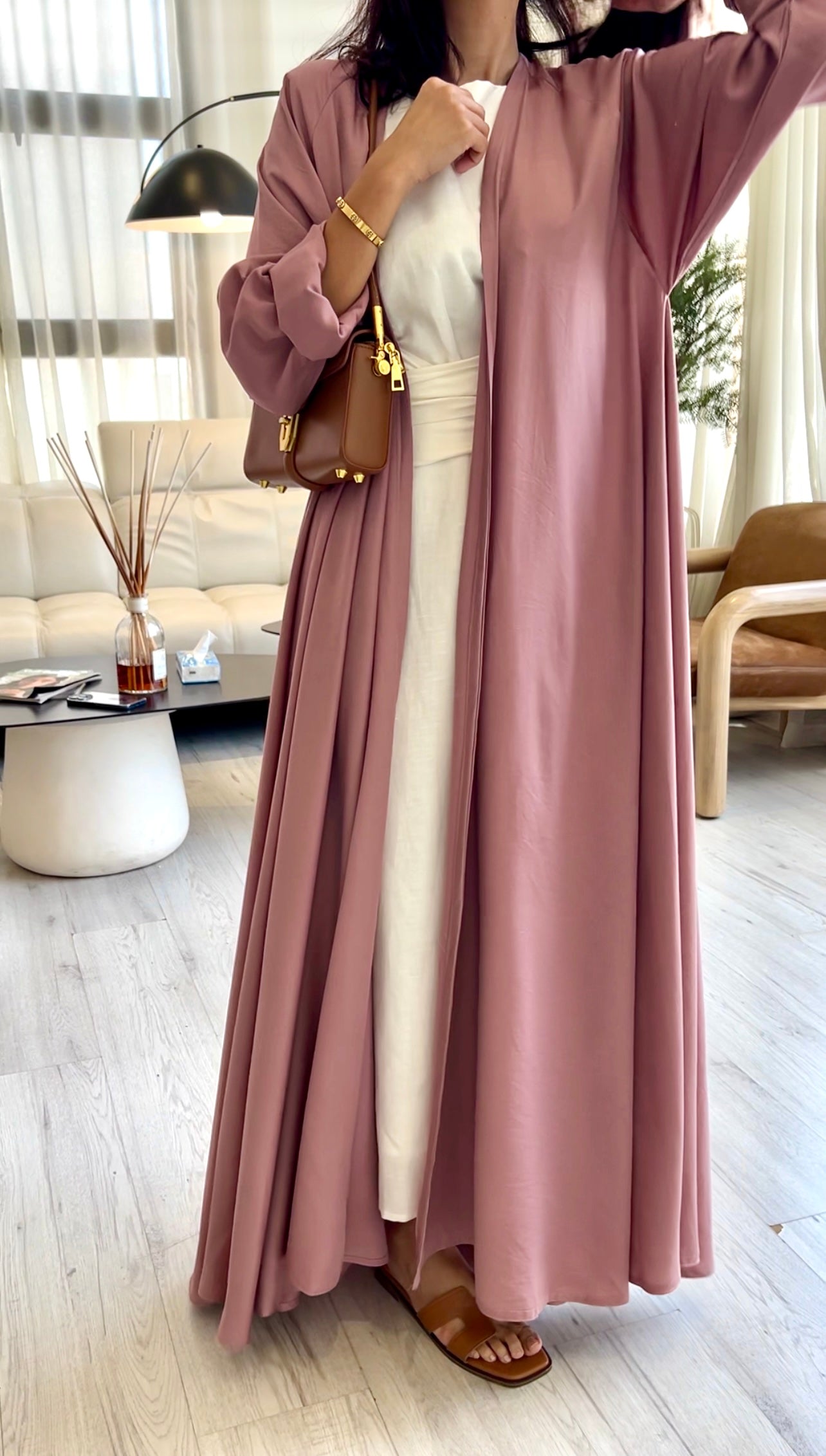 Nude Flowy Abaya